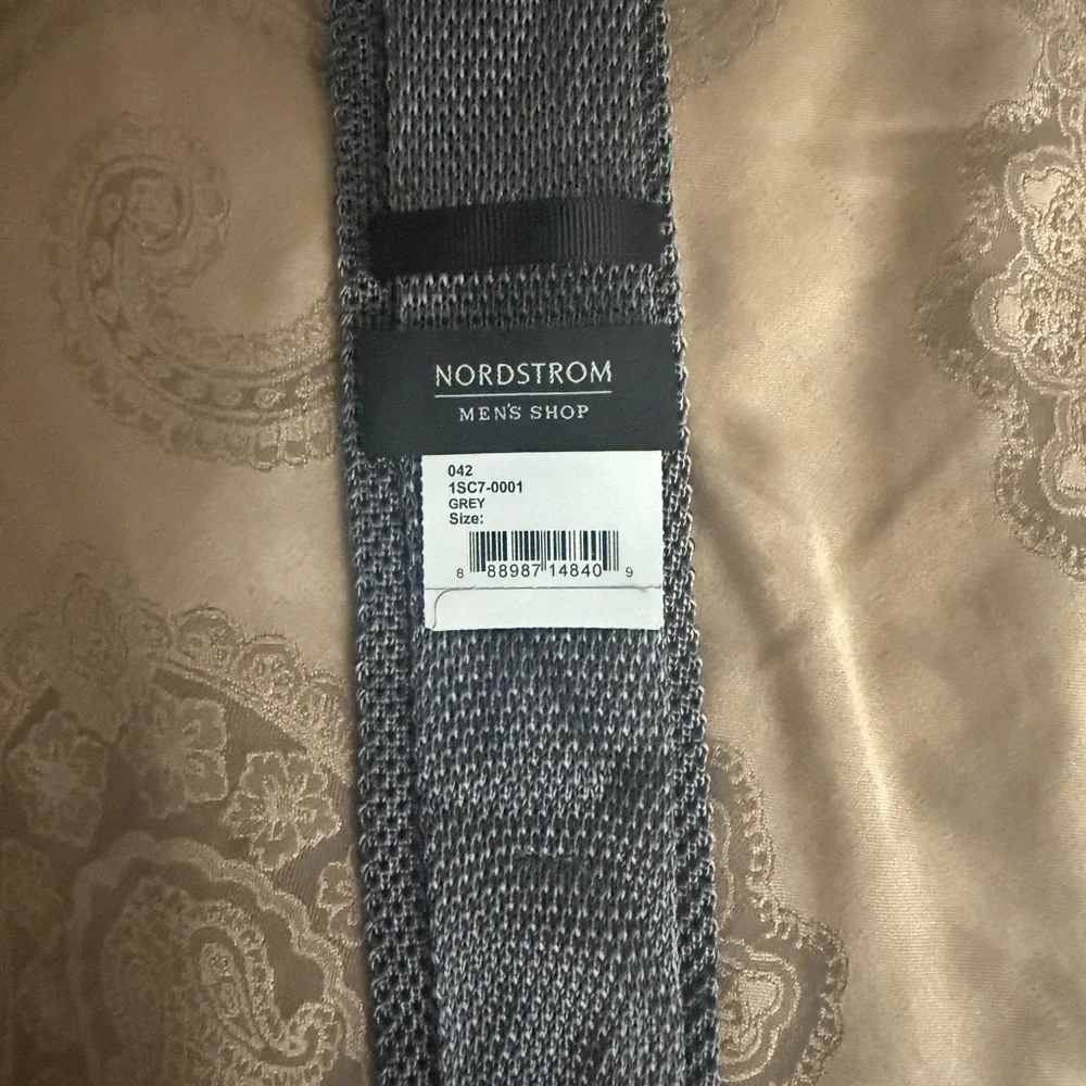 Nordstrom Mens Silk Skinny Grey Tie - Picture 4 of 5